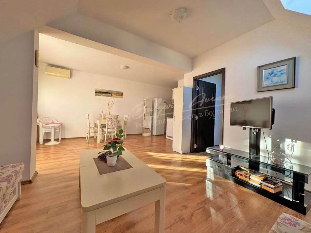 Двухкомнатный апартамент в комплексе Гербер 4, Солнечный берег