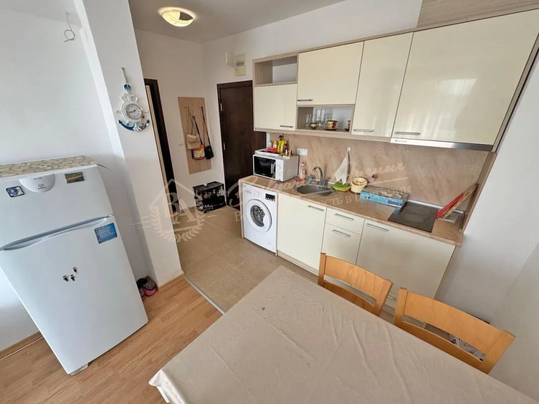 Отличный двухкомнатный апартамент в комплексе "Вилла Ария", кк Солнечный берег