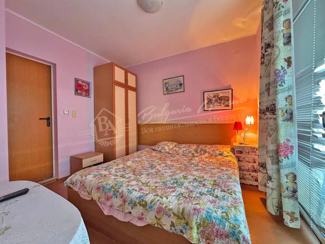 Двухкомнатный апартамент в комплексе Rainbow, Солнечный берег