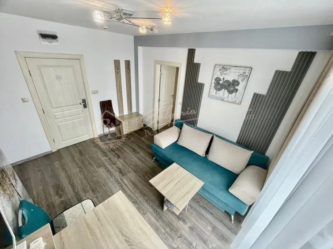 Продается уютная двухкомнатная квартира в комплексе “Тарсис”