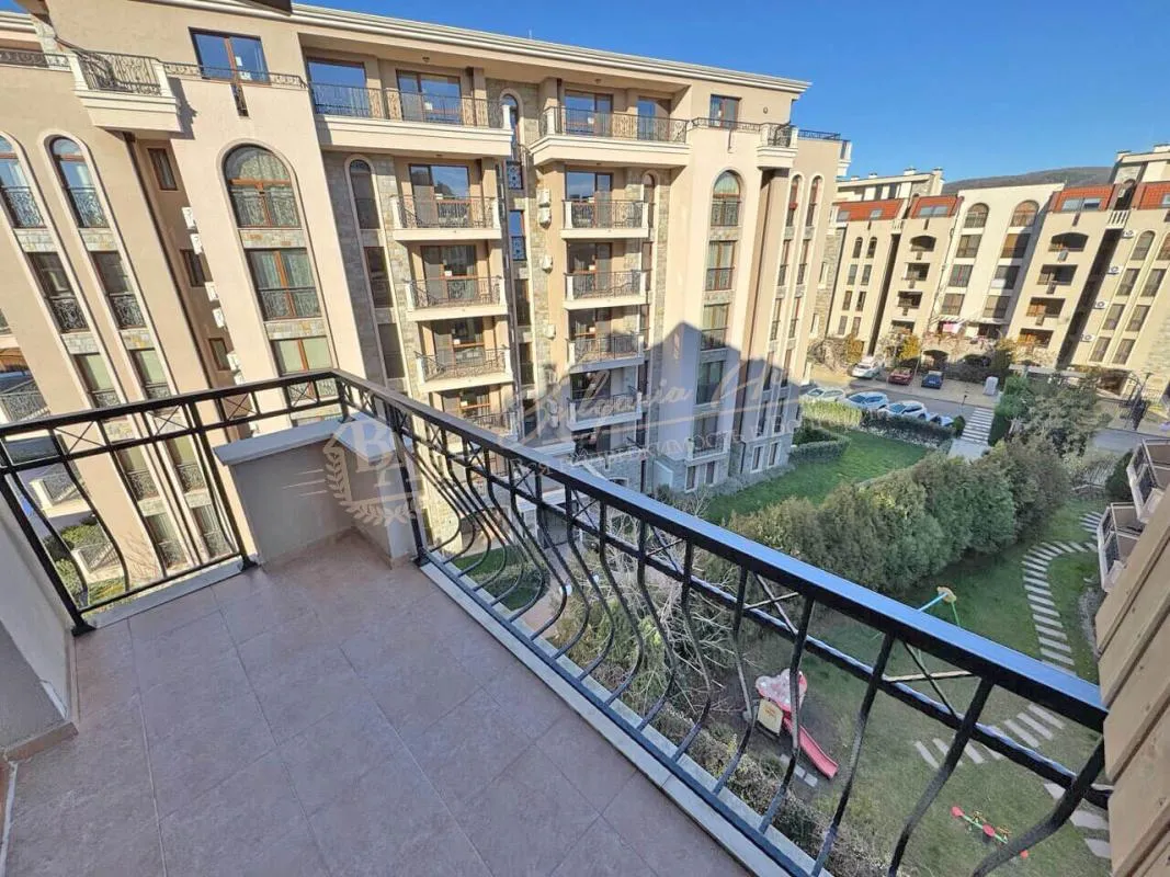 Двухкомнатный апартамент в комплексе Cascadas 2, Солнечный берег