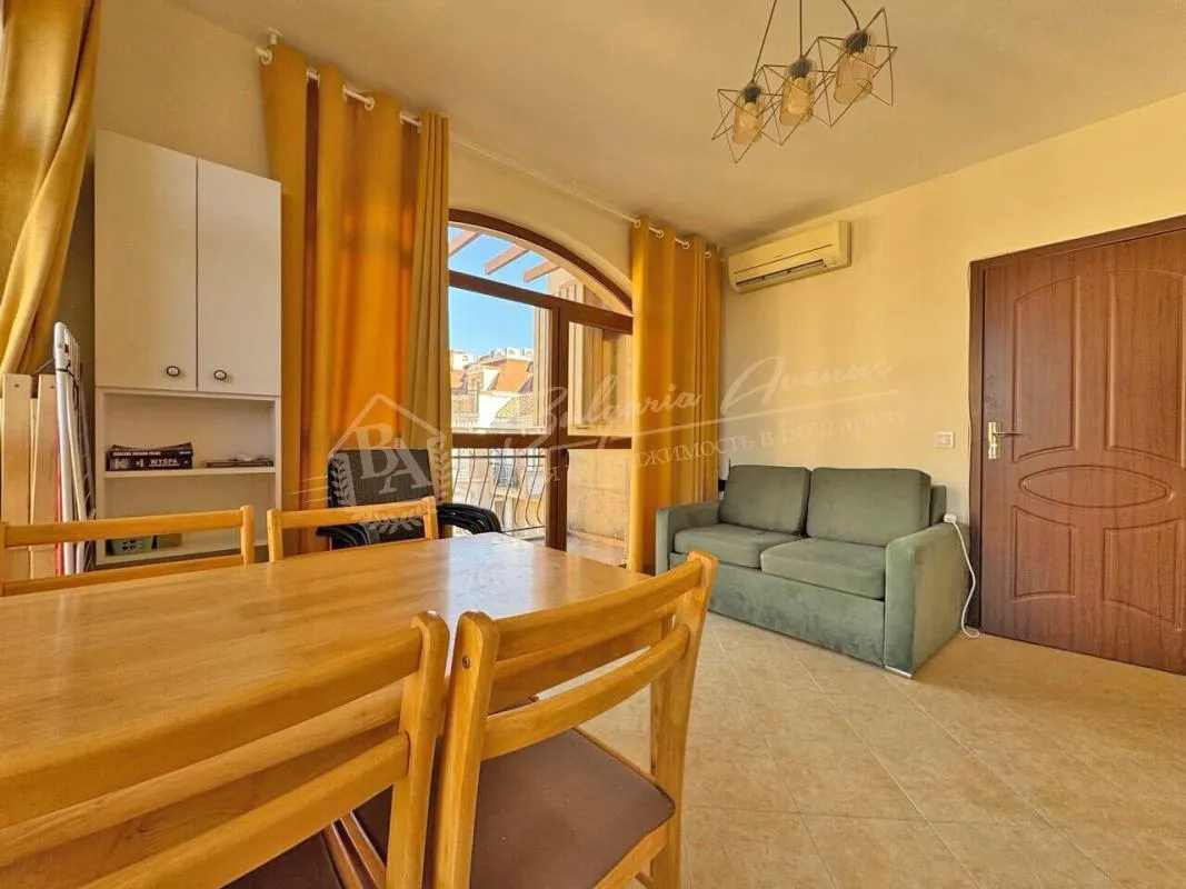 Двухкомнатный апартамент в комплексе Cascadas 2, Солнечный берег