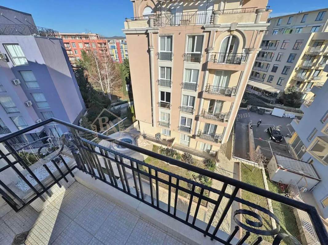 Двухкомнатная квартира в комплексе Rainbow 4, Солнечный берег