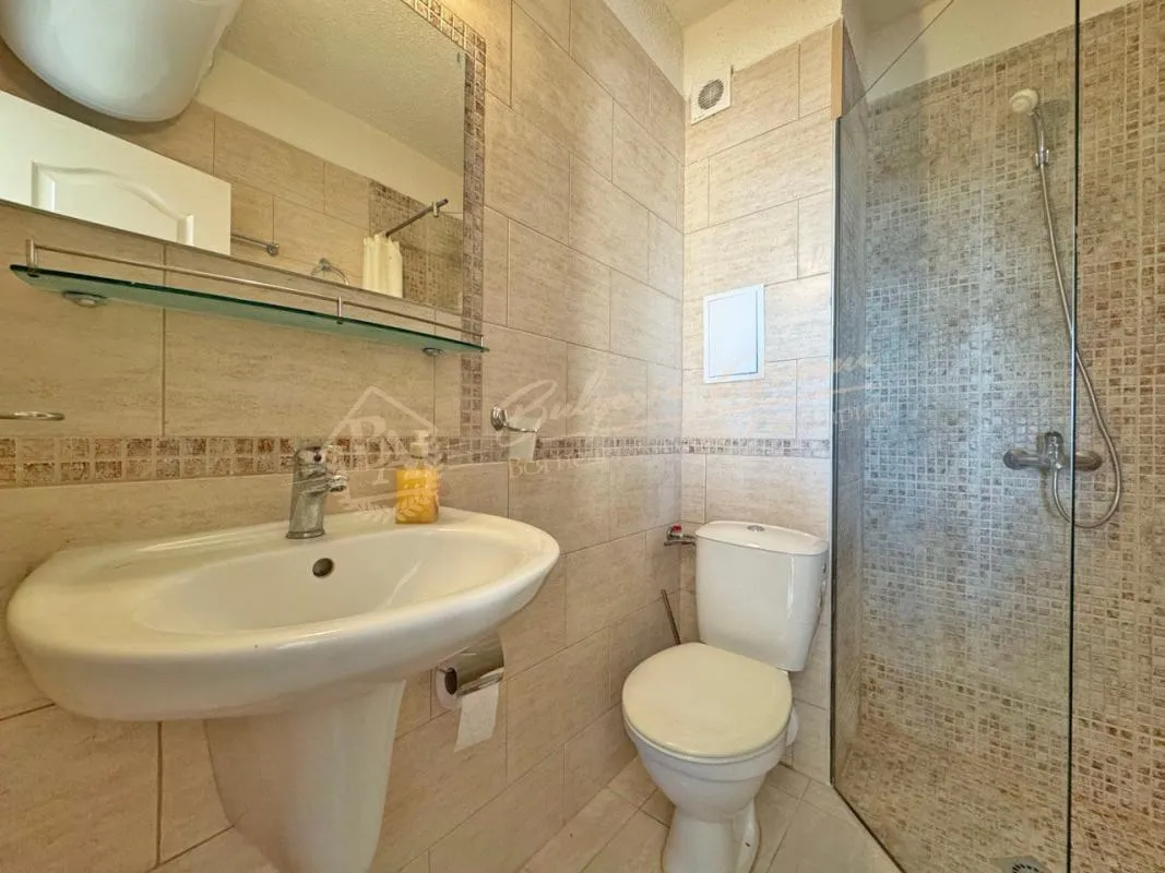 Двухкомнатная квартира в комплексе Rainbow 4, Солнечный берег