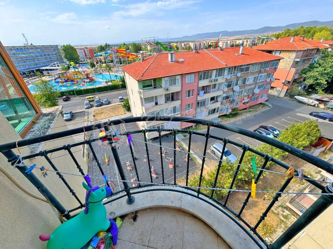 Трехкомнатный апартамент в комплексе Amadeus 3, Солнечный берег