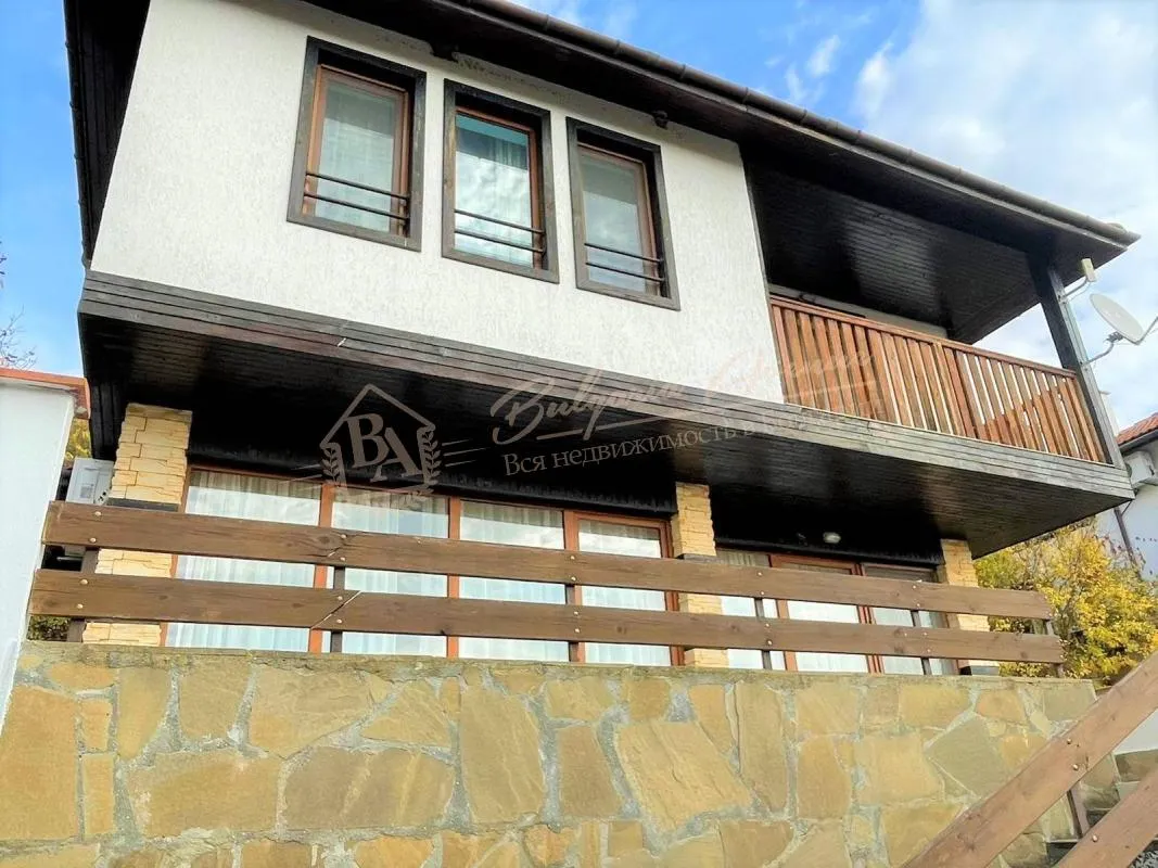 Продается уютный дом в живописной деревне Горица. Автомобиль FIAT в подарок