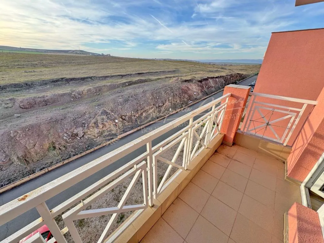 Бюджетная студия в комплексе Sunny day 6 Солнечный берег