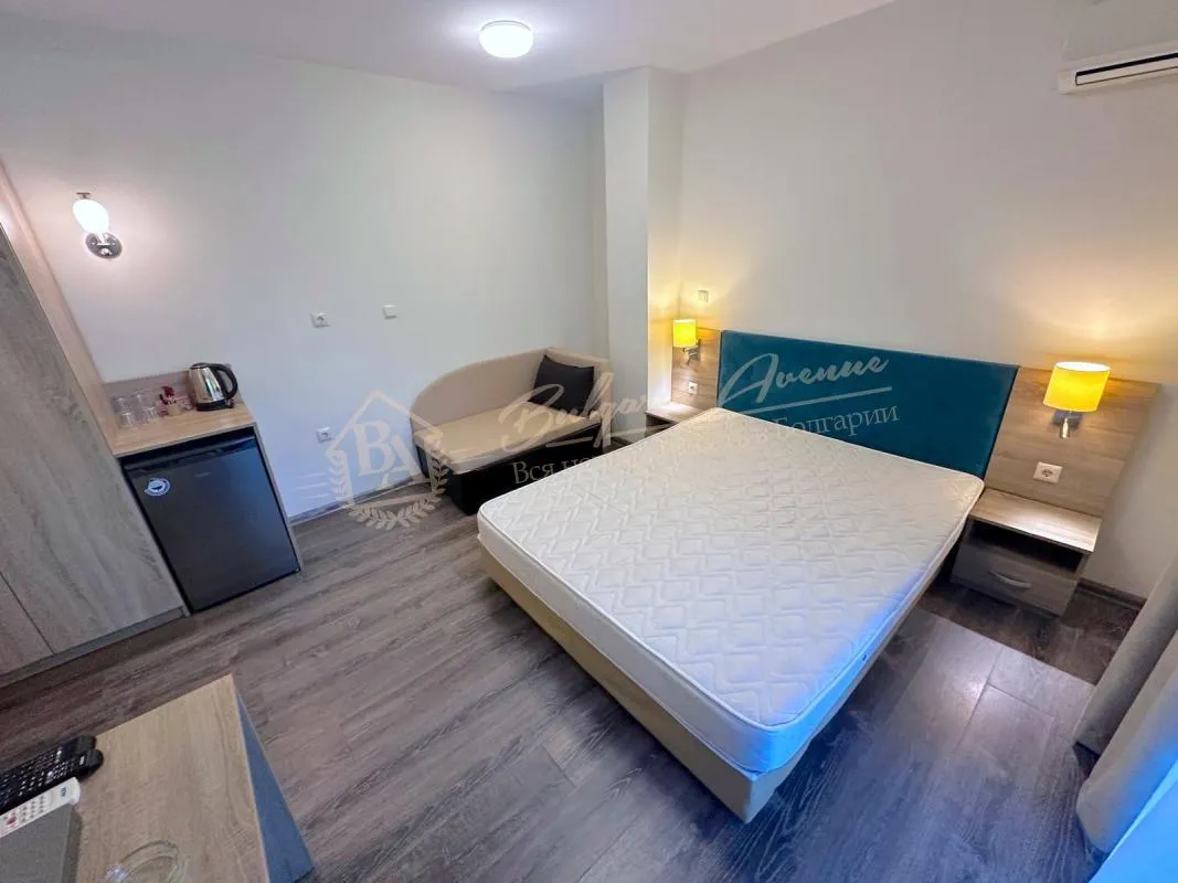 Просторная студия с двориком в Солнечном Берег в комплексе "Тарсис Нова"