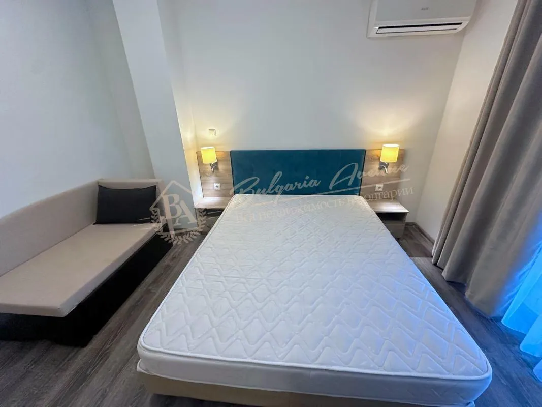 Просторная студия с двориком в Солнечном Берег в комплексе "Тарсис Нова"