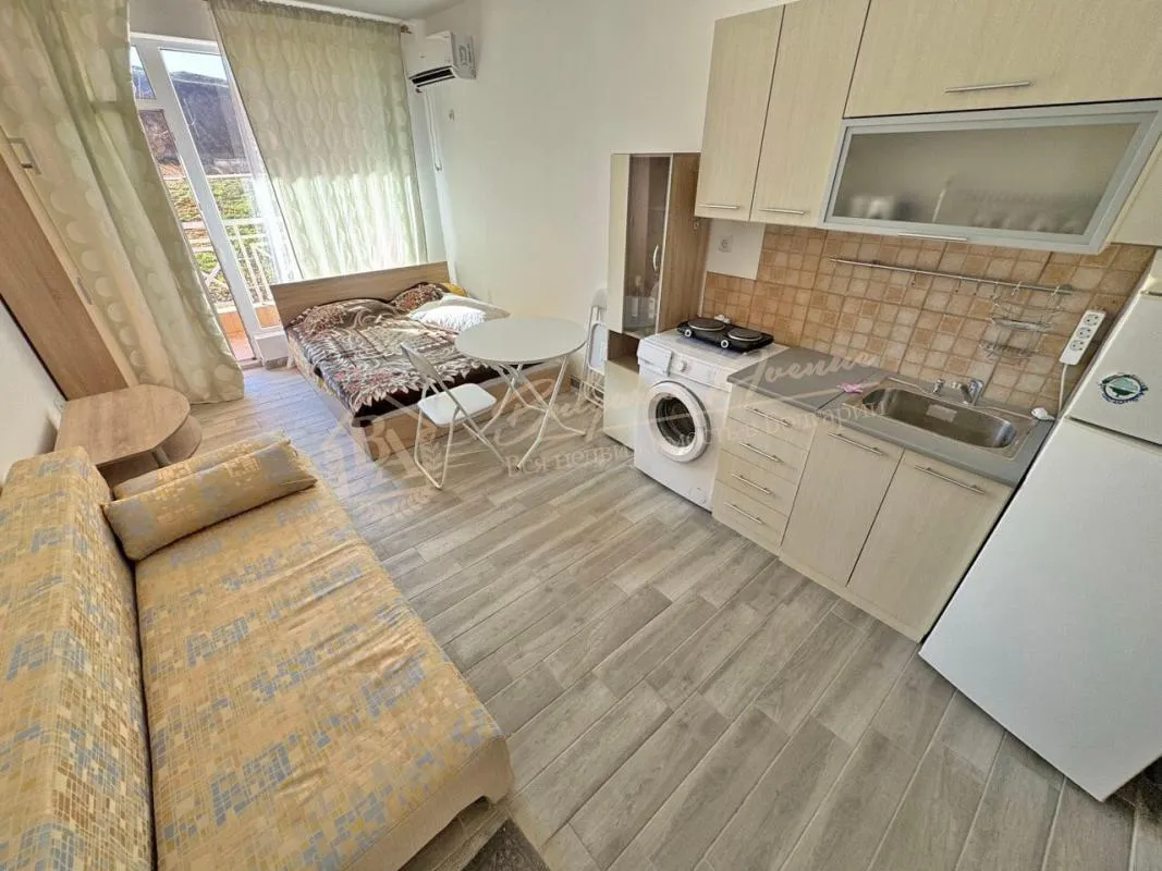 Меблированная студия на партере в комплексе Sunny Day 6, Солнечный берег