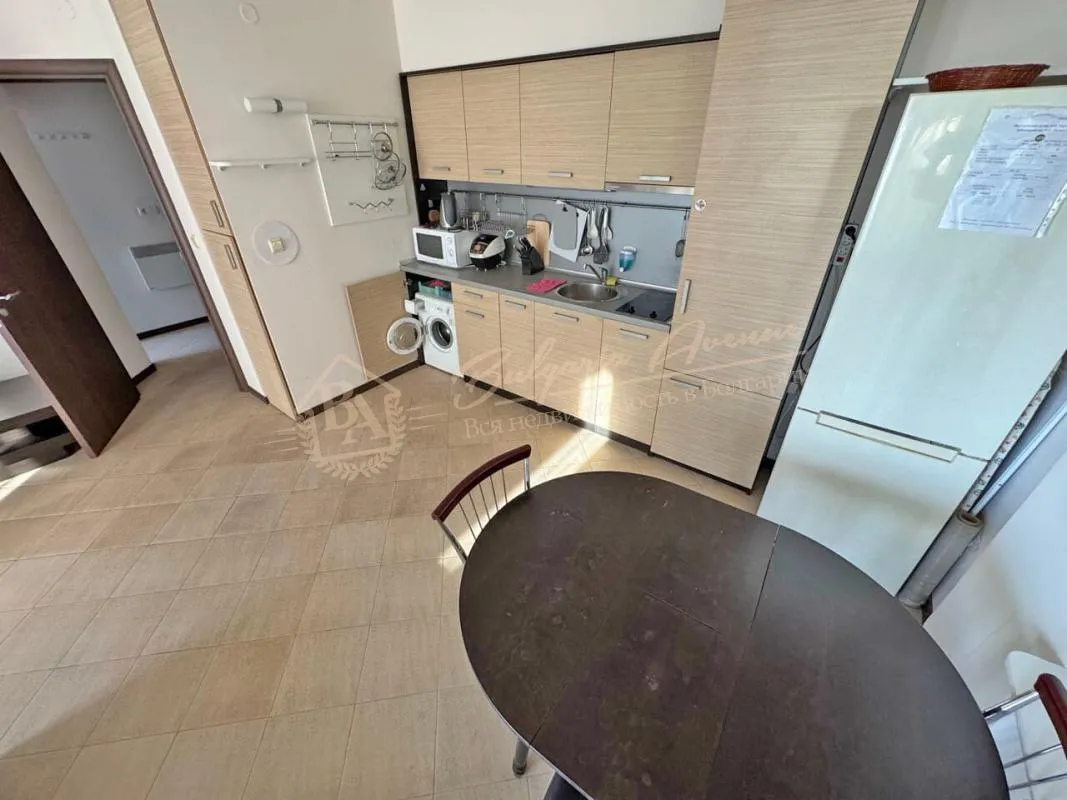 Двухкомнатный апартамент с 2 террасами в комплексе Tarsis, Солнечный берег