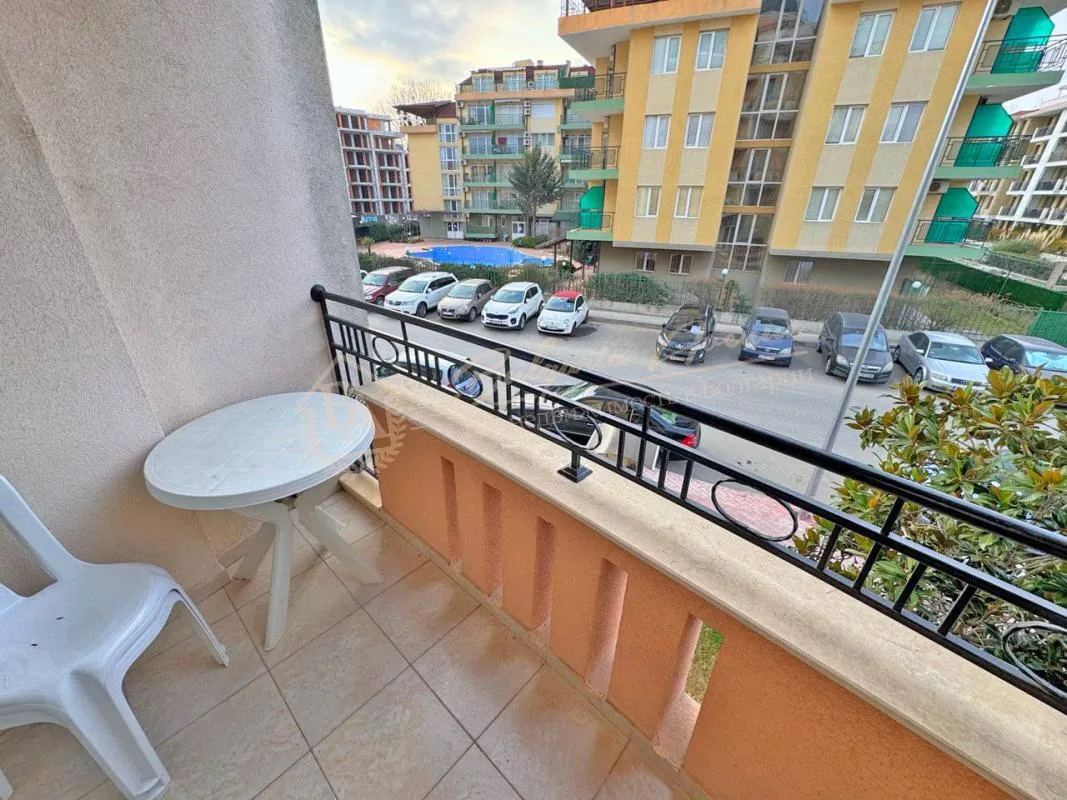 Двухкомнатная квартира в комплексе Aphrodite Palace, Солнечный берег