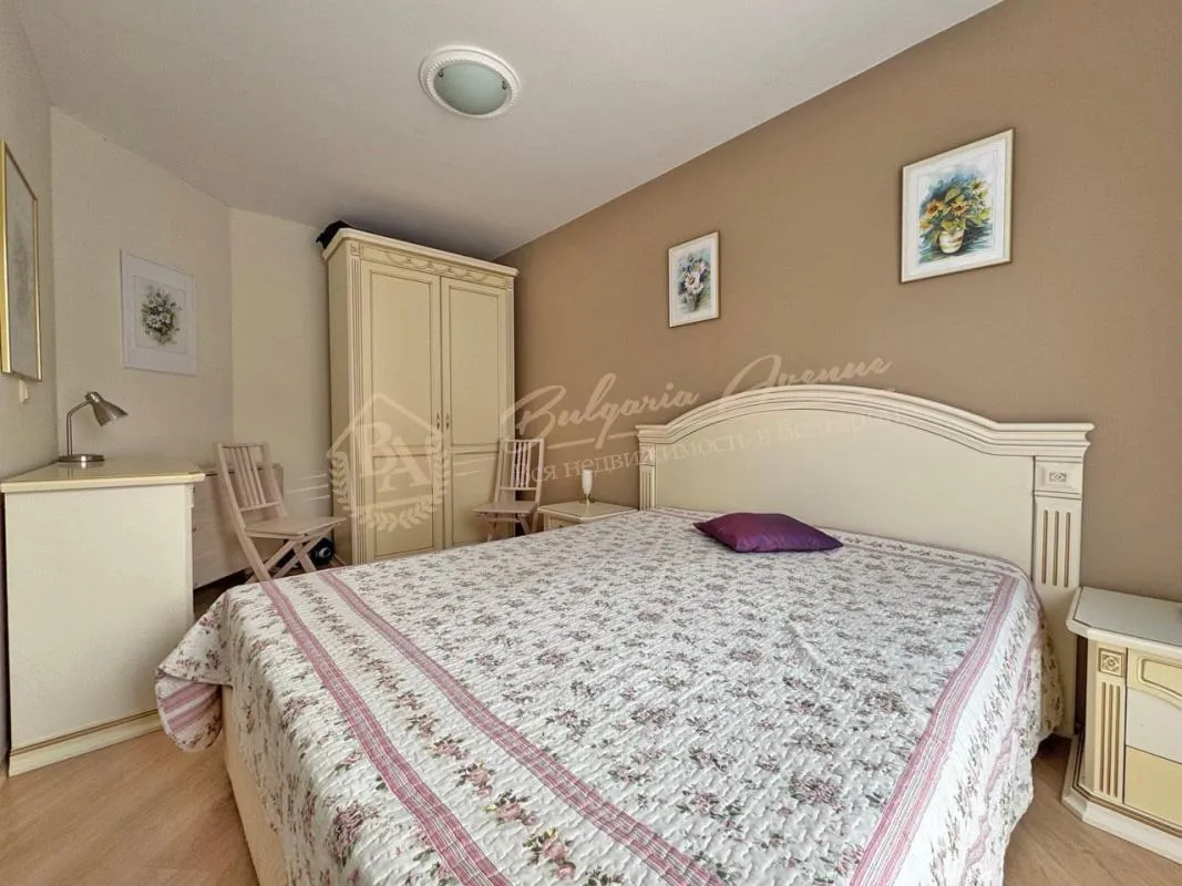 Двухкомнатная квартира в комплексе Aphrodite Palace, Солнечный берег