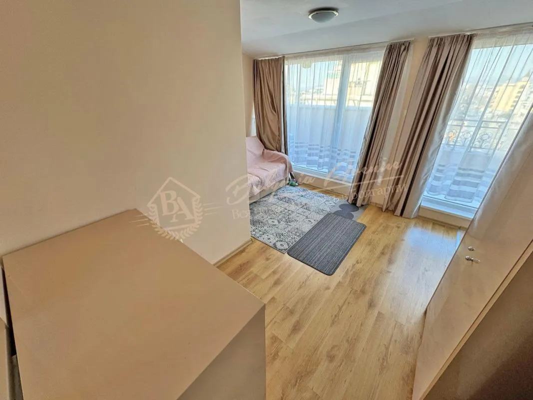 Меблированная студия в комплексе Messembria Palace на Солнечном Берегу