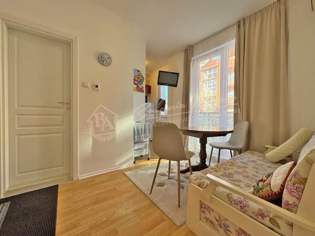 Двухкомнатный апартамент в комплексе Romance Marine, Солнечный берег - 600 м от моря