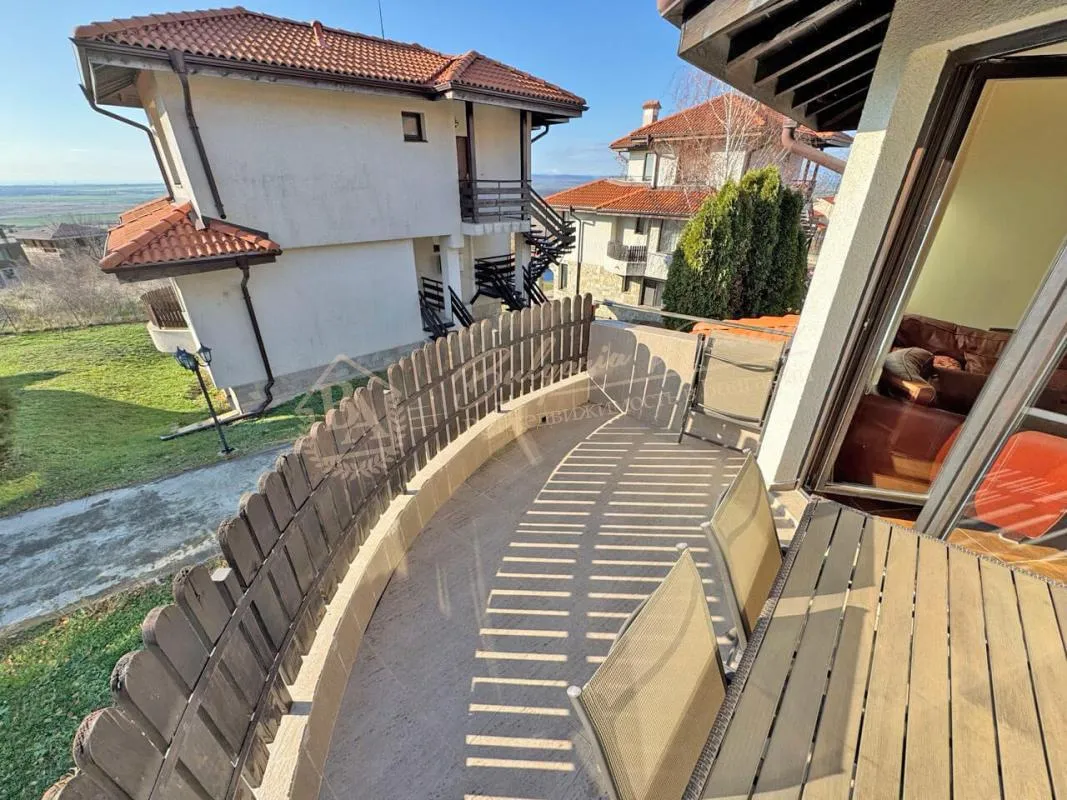 Трехкомнатный апартамент с видом на море в комплексе Bay View Villas, Кошарица