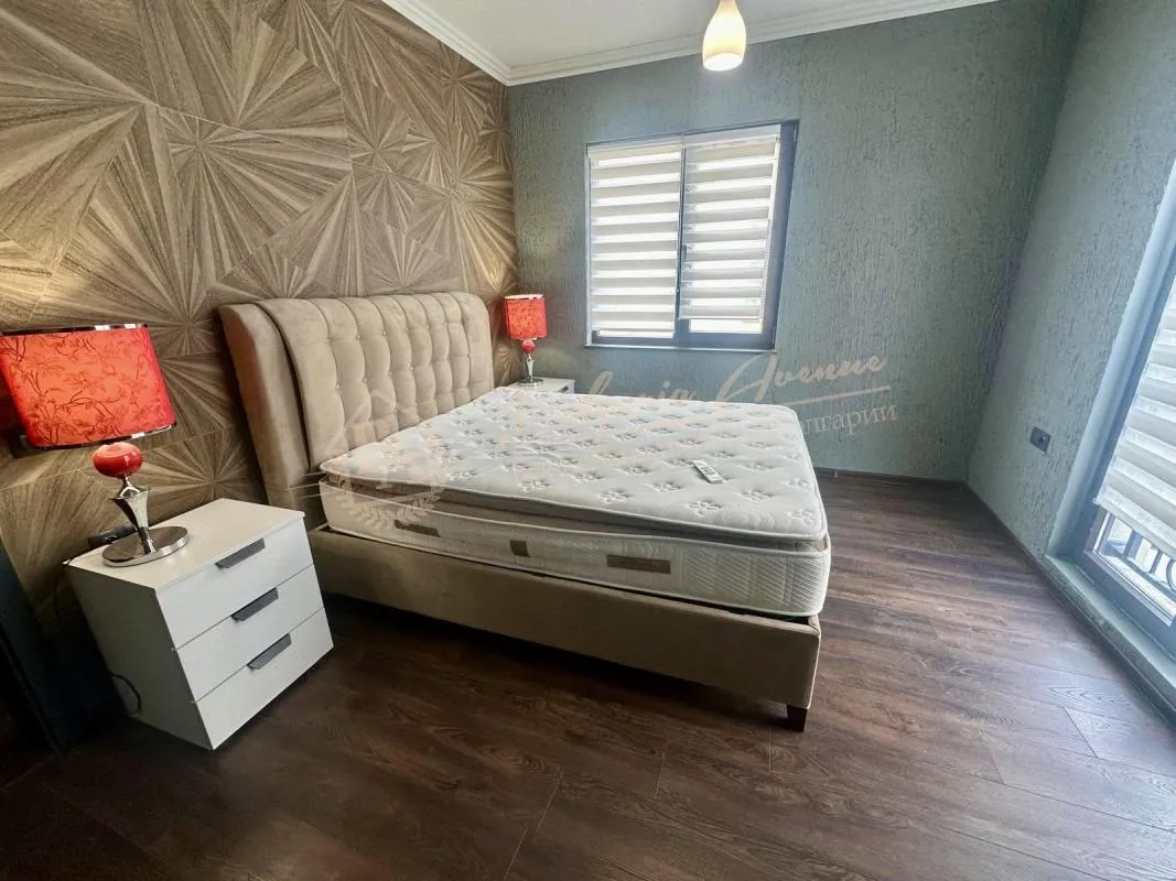 Новый дом в Бургасе, всего в нескольких шагах от частного пляжа