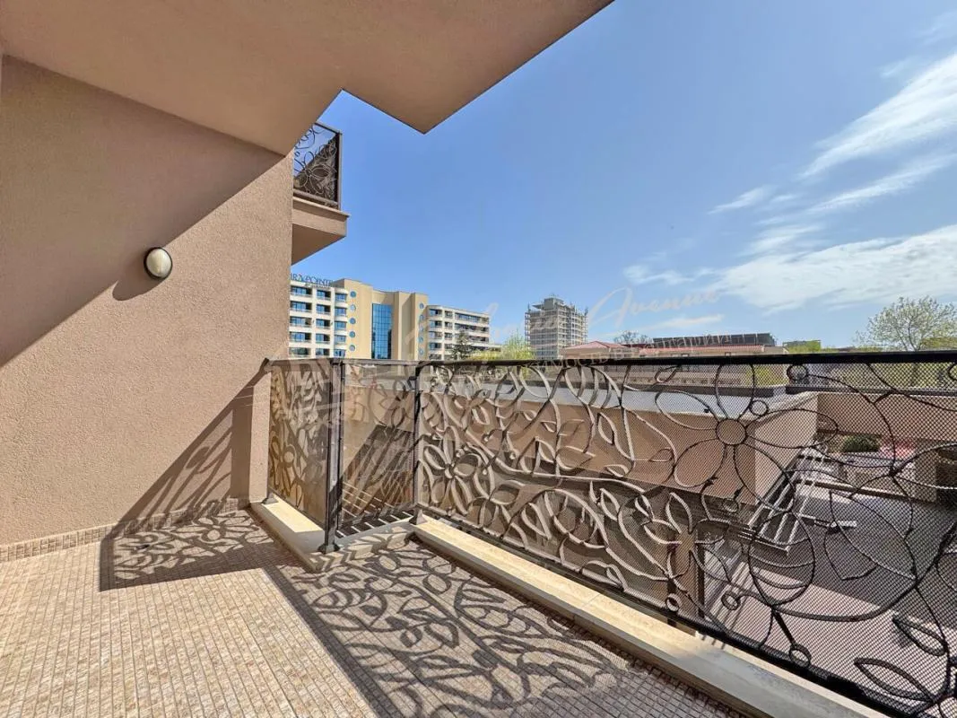 Отличный двухкомнатный апартамент в комплексе Barcelo