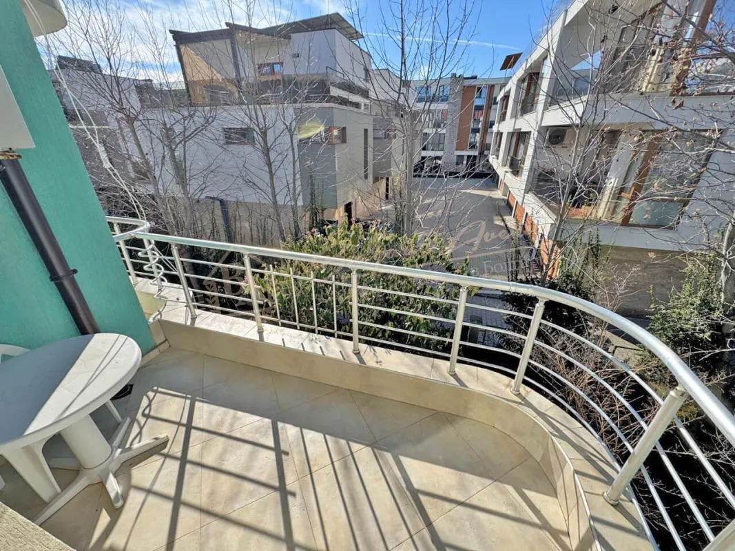 Студия в комплексе Nev, квартал Сарафово, Бургас