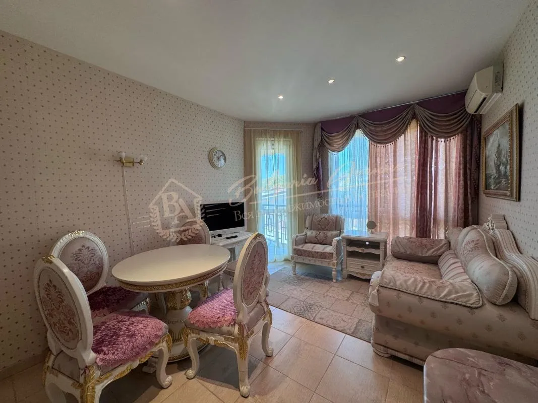 Просторный трехкомнатный апартамент с панорамным видом на море – Taliana Beach, Елените