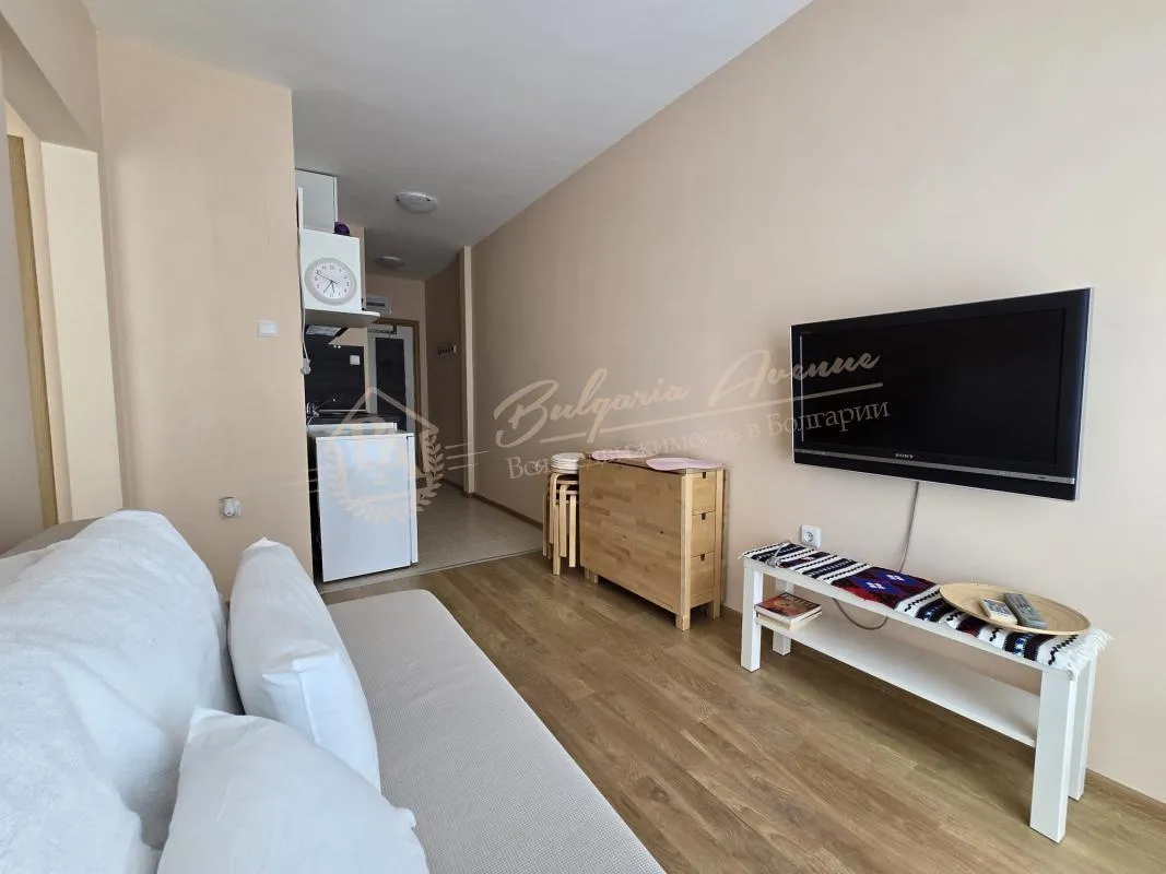 В Mesambria Palace в Солнечном берегу продается апартамент с 1 спальней