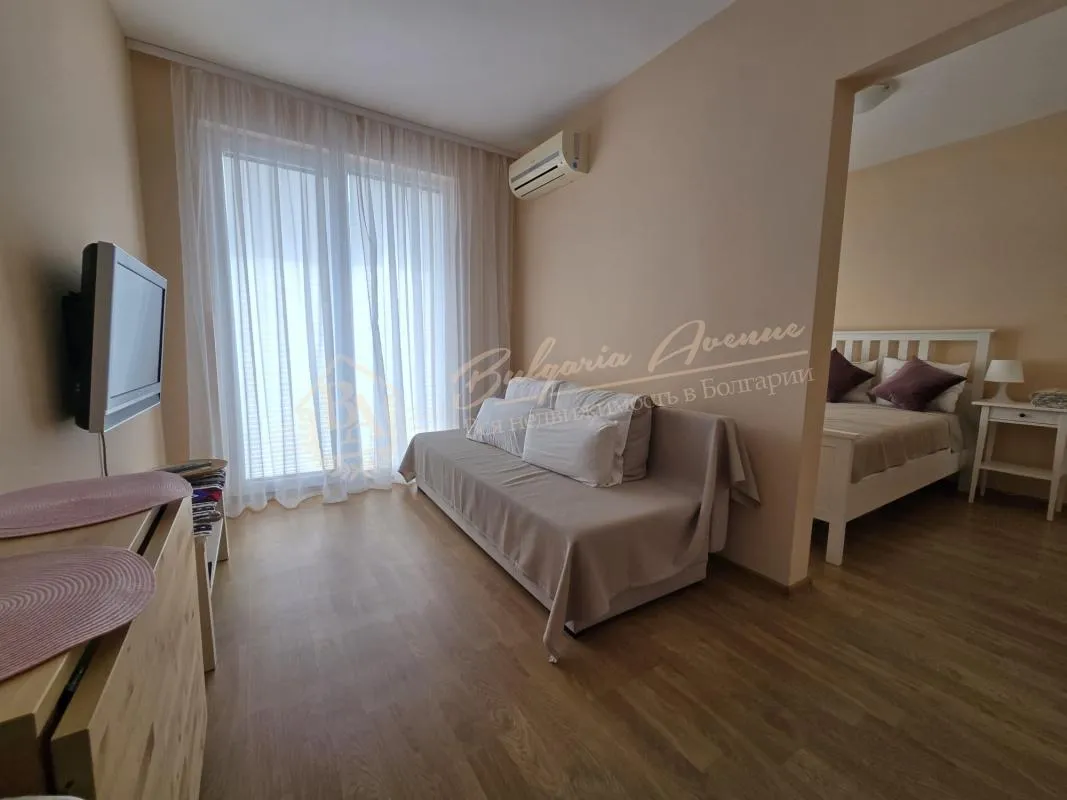 В Mesambria Palace в Солнечном берегу продается апартамент с 1 спальней