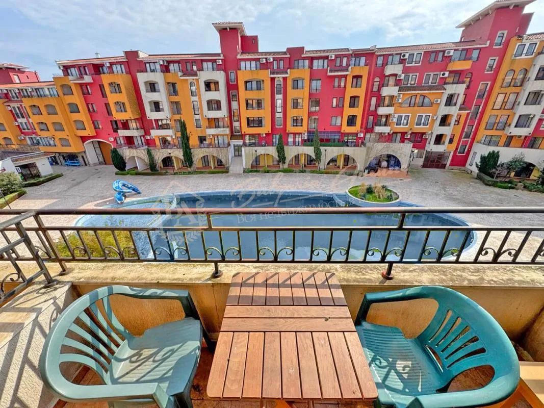 Студия с видом на бассейн в элитном комплексе Marina Cape, город Ахелой