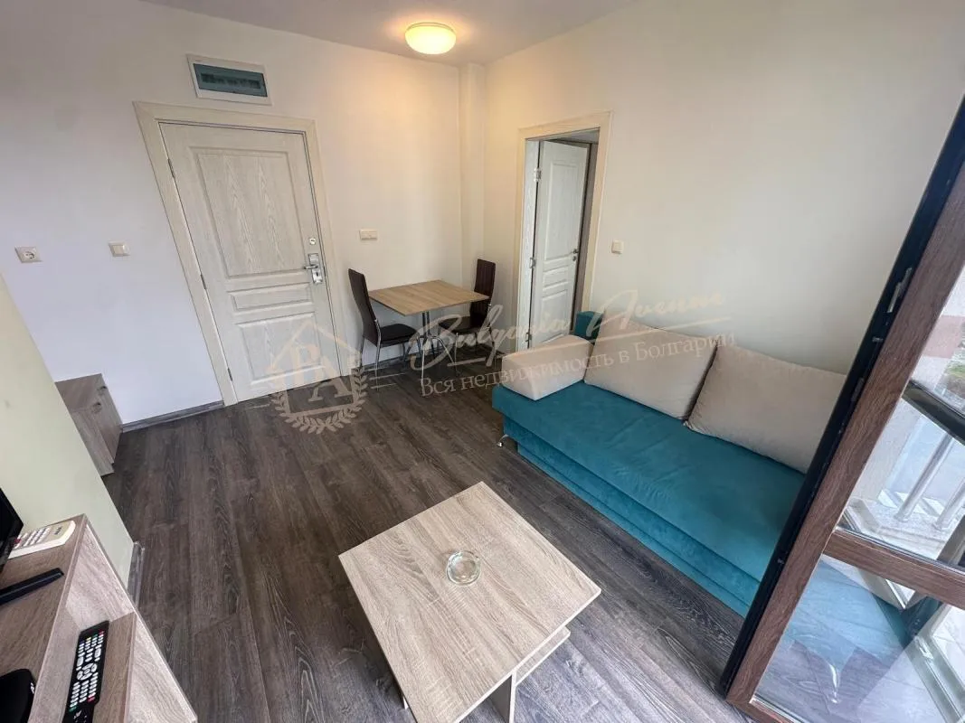 Продается двухкомнатный апартамент в апарт-отеле “Тарсис Нова”, Солнечный берег