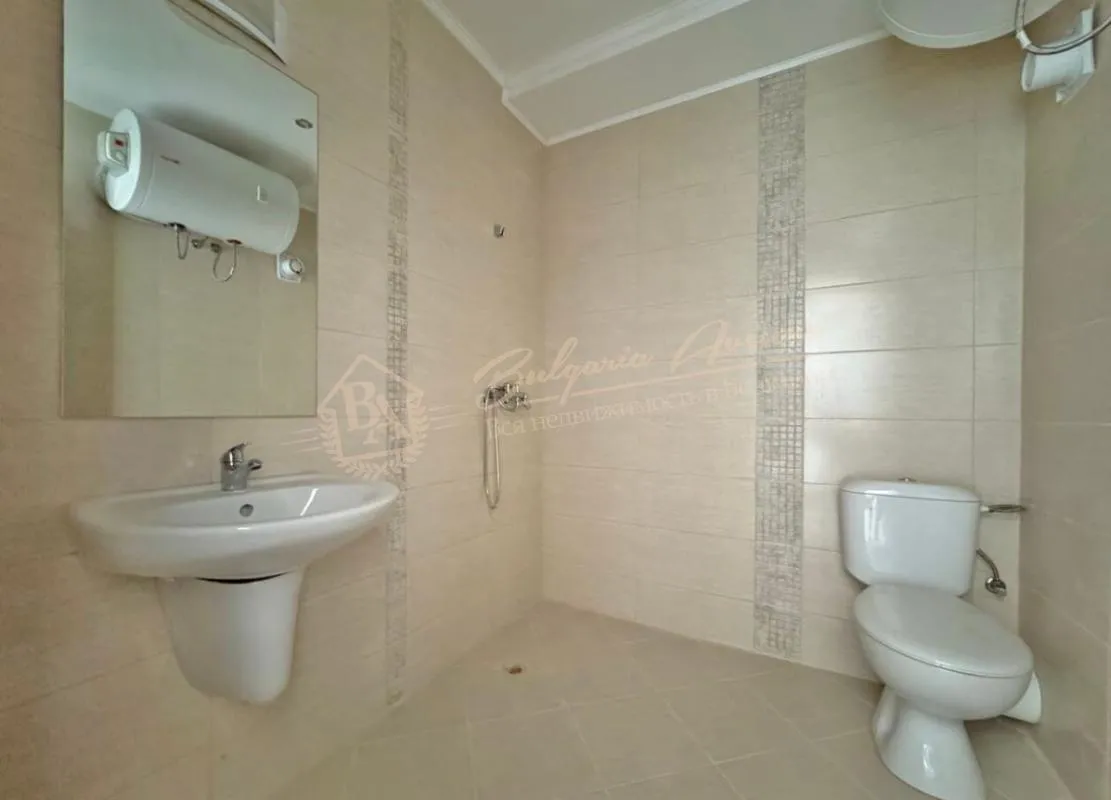 Новая студия без мебели в комплексе Casa Rossa, Солнечный берег