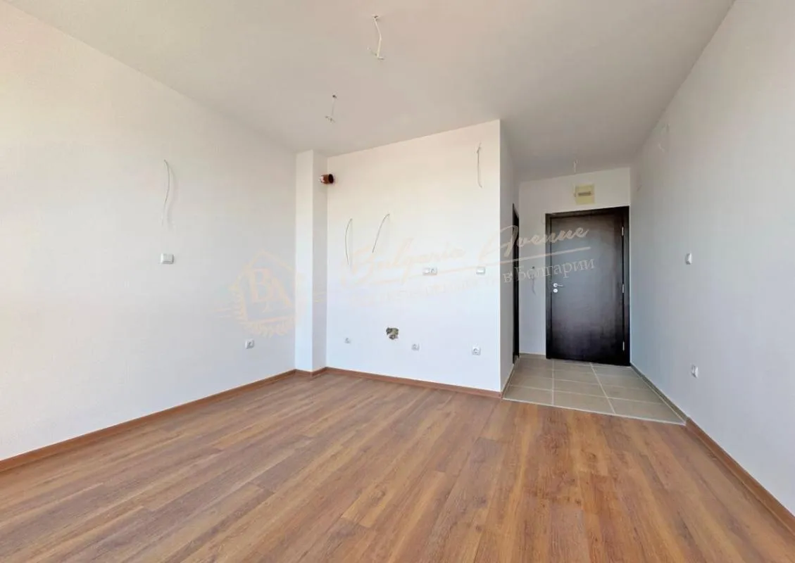 Новая студия без мебели в комплексе Casa Rossa, Солнечный берег