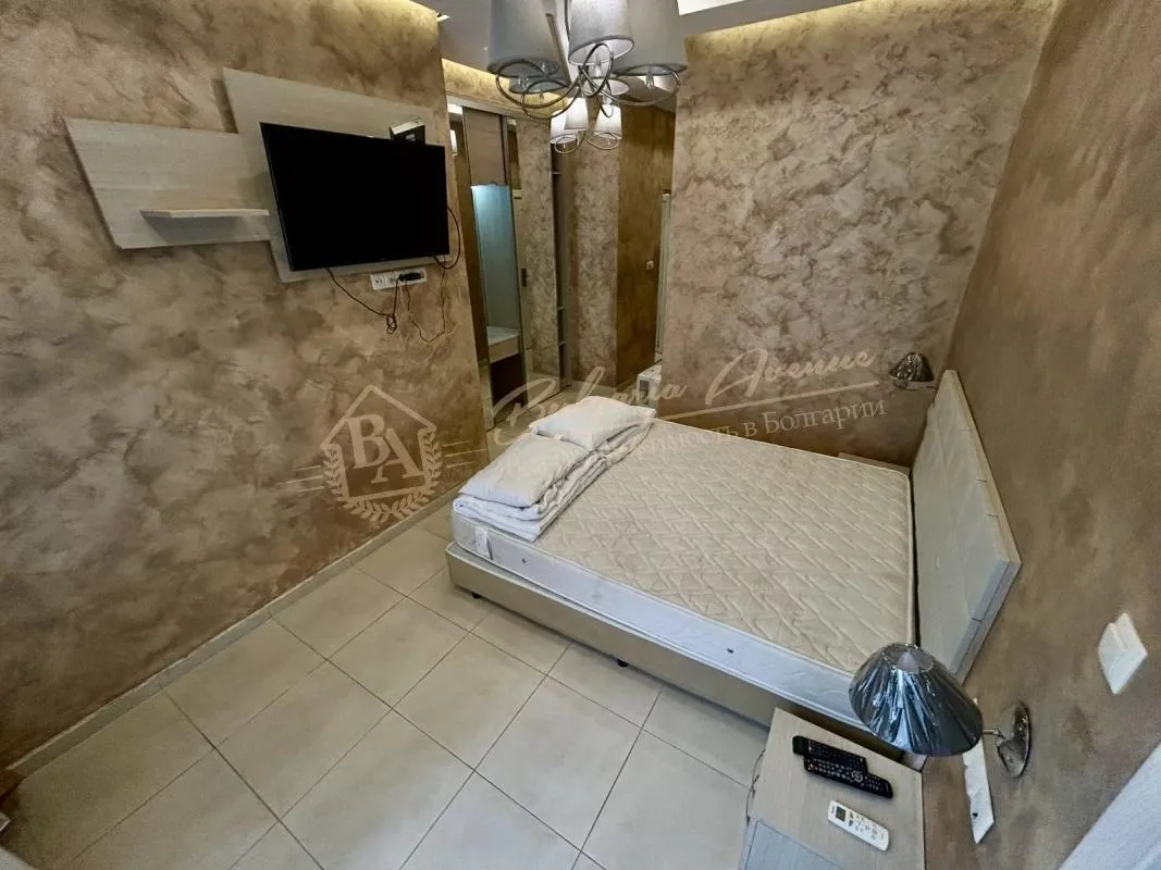 Стильный трехкомнатный апартамент в современном жилом комплексе Tarsis Nova