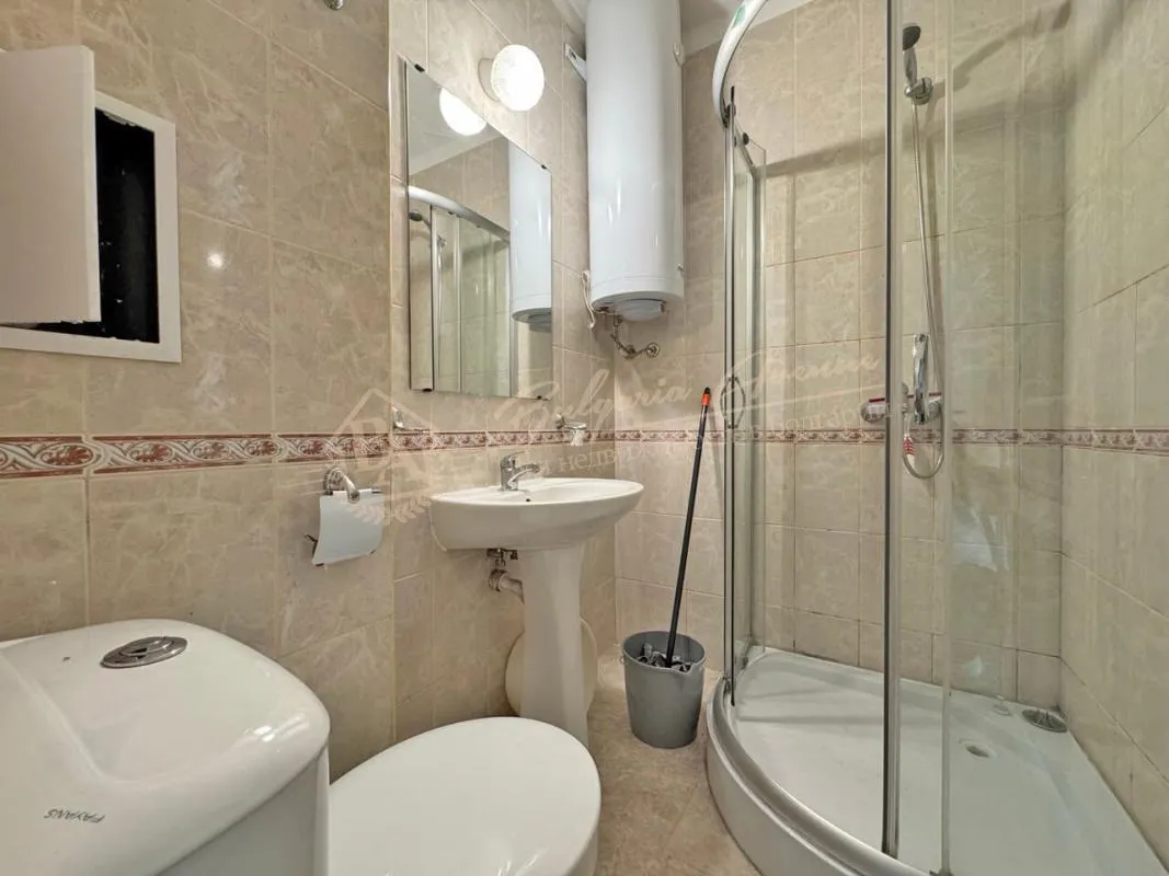 Двухкомнатная квартира в комплексе Hermes Солнечный берег - вид на бассейн