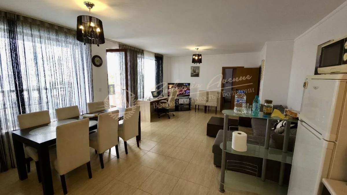 Трехкомнатный апартамент в комплексе «Топ», Святой Влас - панорамный вид на море