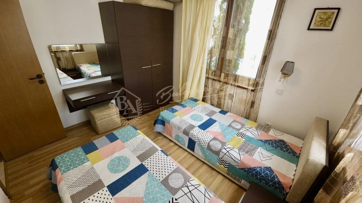 Трехкомнатный апартамент в комплексе «Топ», Святой Влас - панорамный вид на море