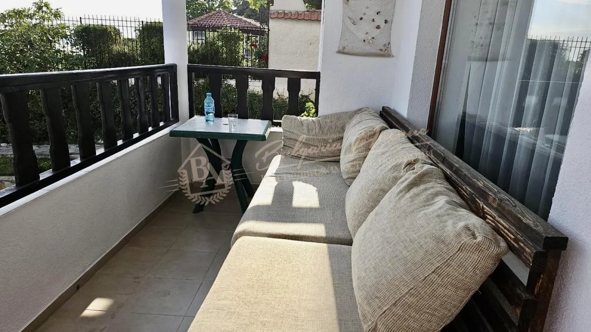 Трехкомнатный апартамент в комплексе «Топ», Святой Влас - панорамный вид на море