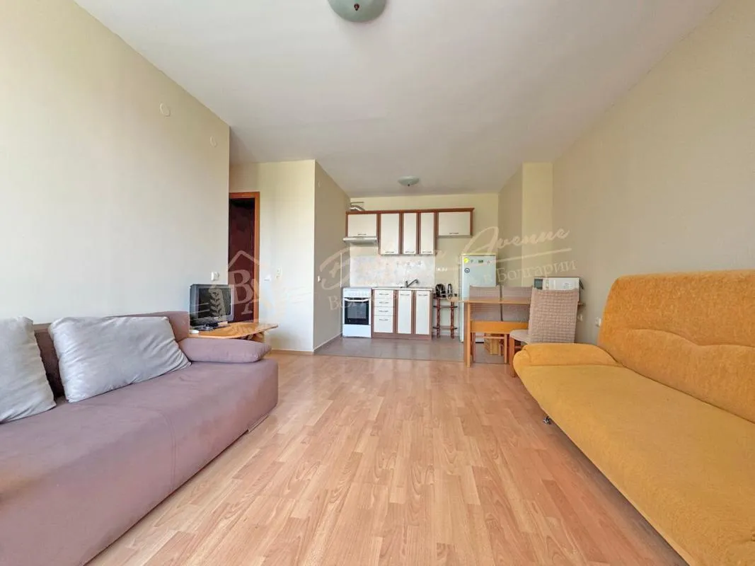 Продажа двухкомнатной квартиры в комплексе Nessebar Fort, Солнечный берег