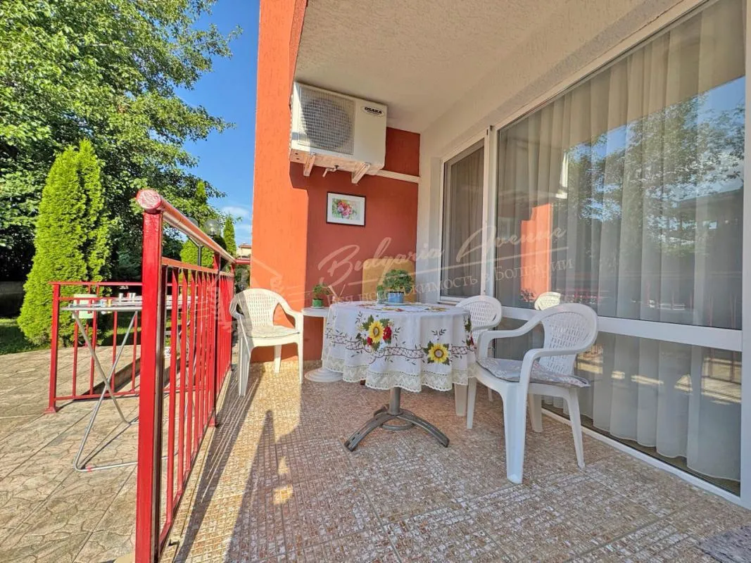 Трехкомнатная квартира на 1 этаже в Green Fort, Солнечный берег