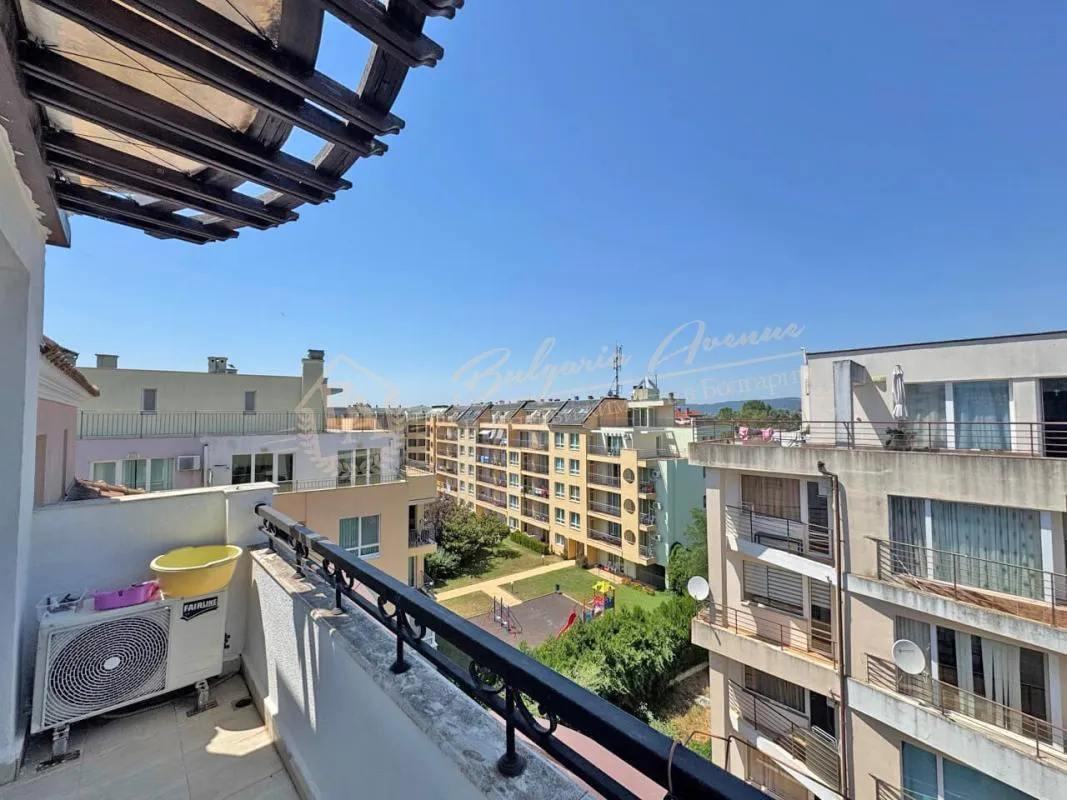 Двухкомнатная квартира в комплексе Romance Marine, Солнечный берег