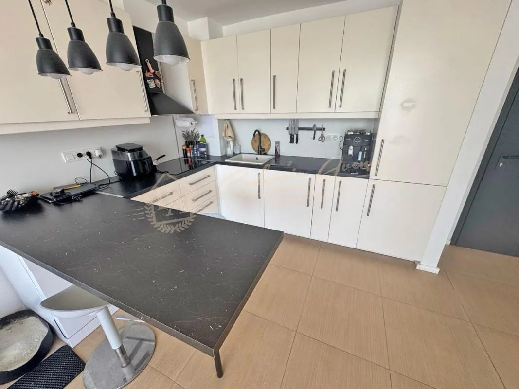 Светлый уютный двухкомнатный апартамент в комплексе Grand Kamelia, Солнечный берег