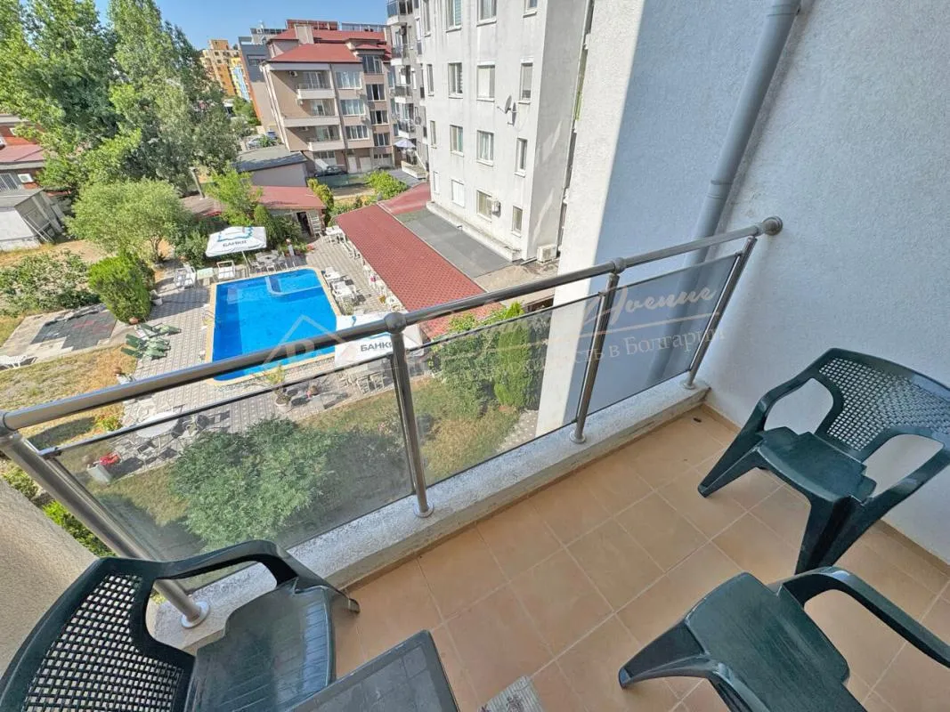 Трехкомнатный апартамент в комплексе Mercury, Солнечный берег