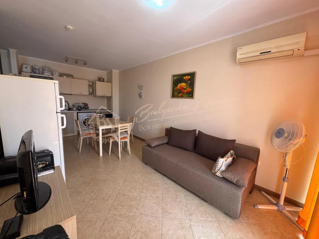 Просторный 3-комнатный апартамент в Royal Sun, Солнечный Берег