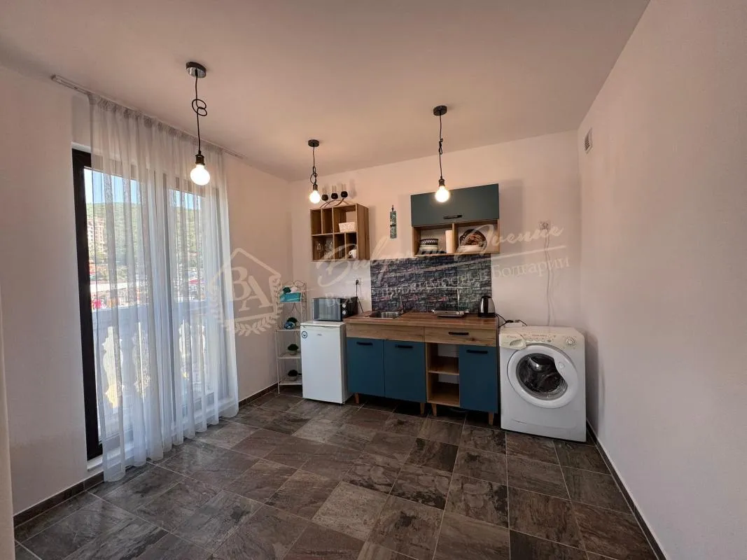 Просторный двухкомнатный апартамент в престижном комплексе Villa Astoria, Елените