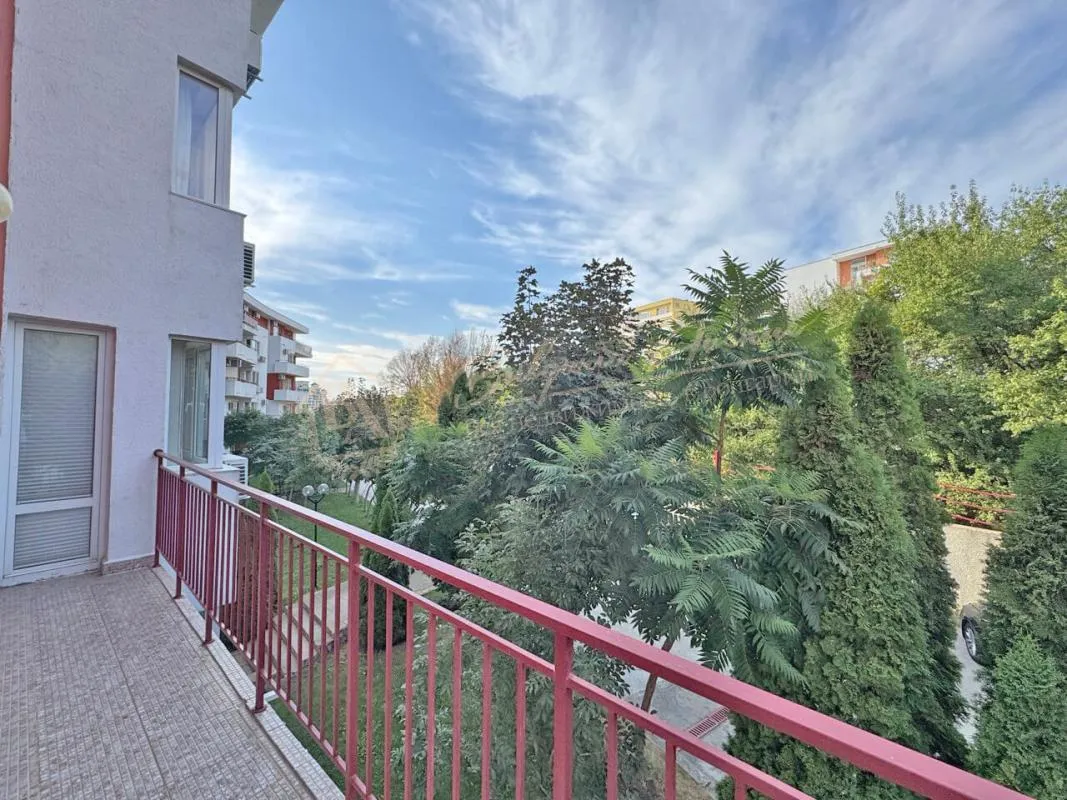 Двухкомнатный апартамент в комплексе Marina Fort, Свети Влас