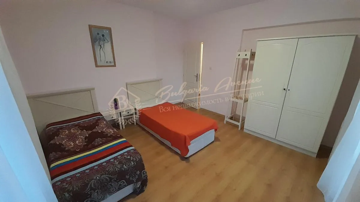 Большой трёхкомнатный апартамент в комплексе Flores Park, Солнечный берег