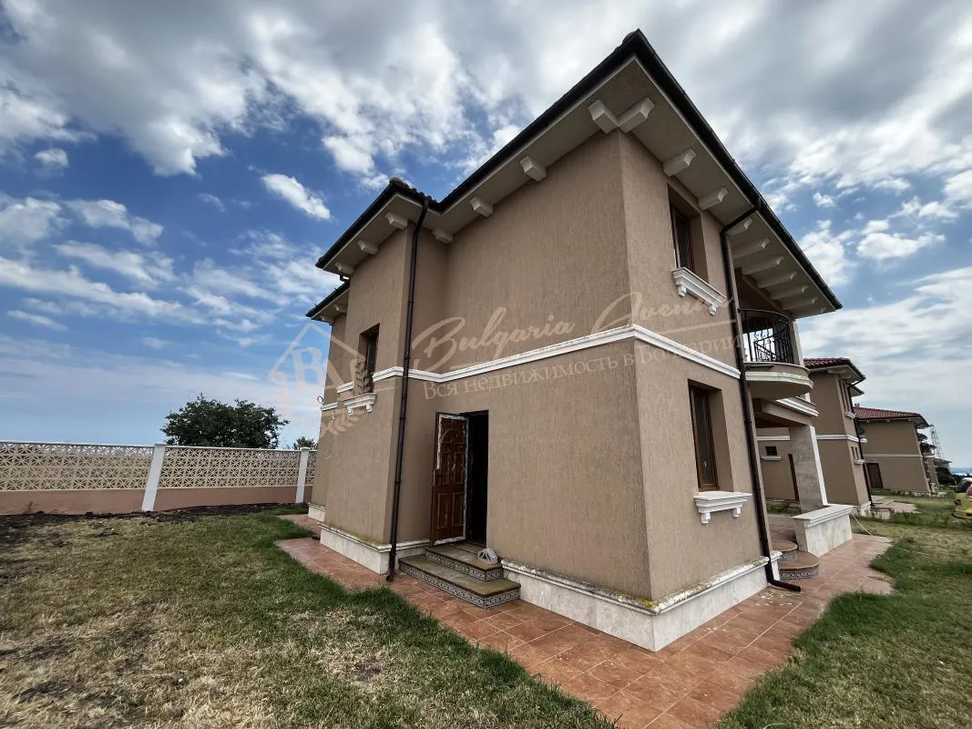 Просторный дом Grand в Поморие с возможностью покупки в ипотеку или рассрочкой до 2-х лет