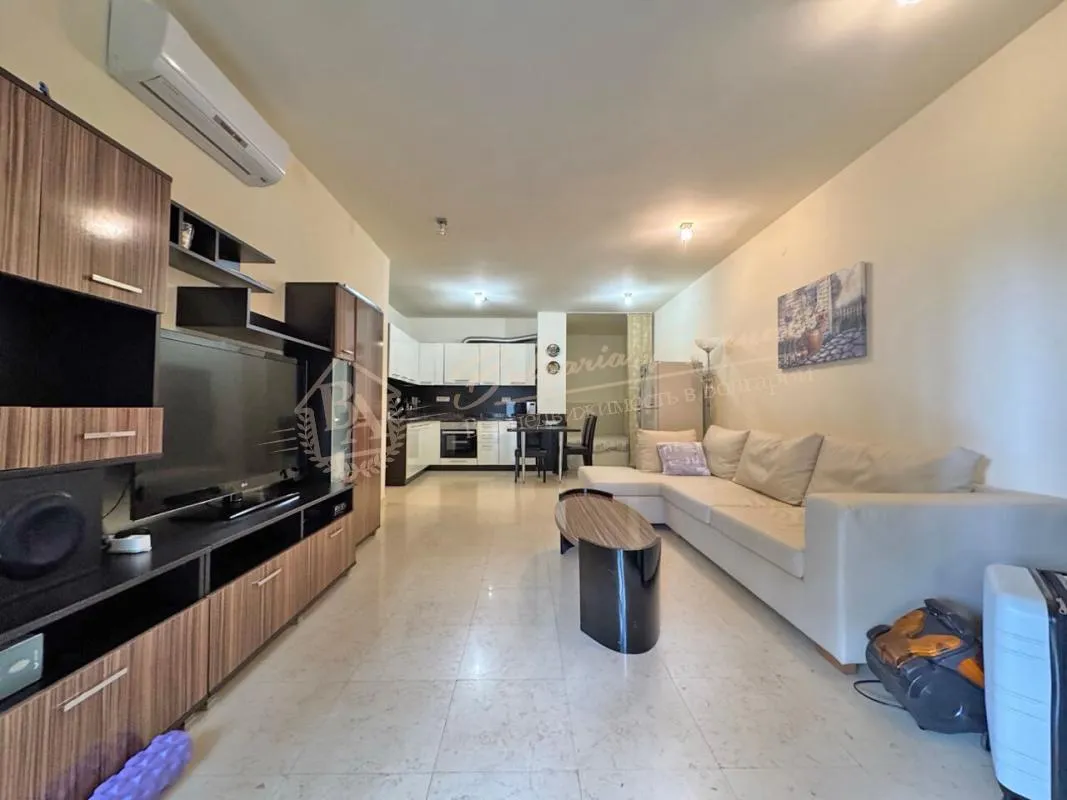 Двухкомнатный апартамент с большой верандой в комплексе Garden of Eden Святой Влас