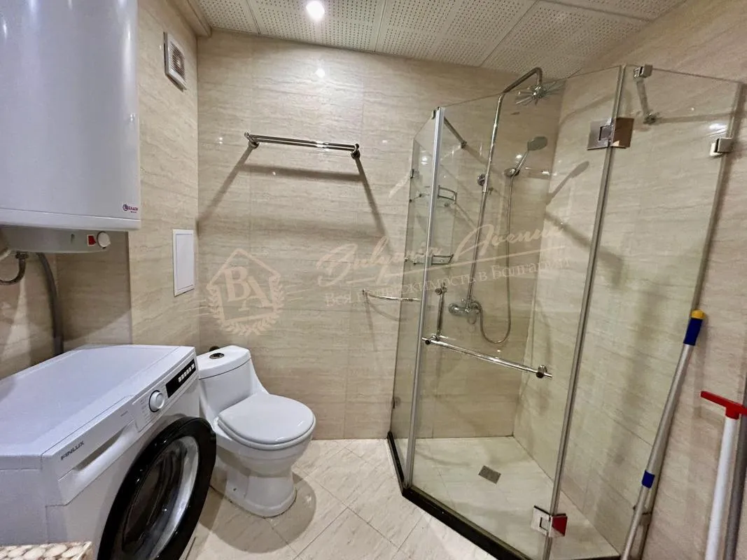 Люксовый двухкомнатный апартамент в комплексе Tarsis Солнечный берег