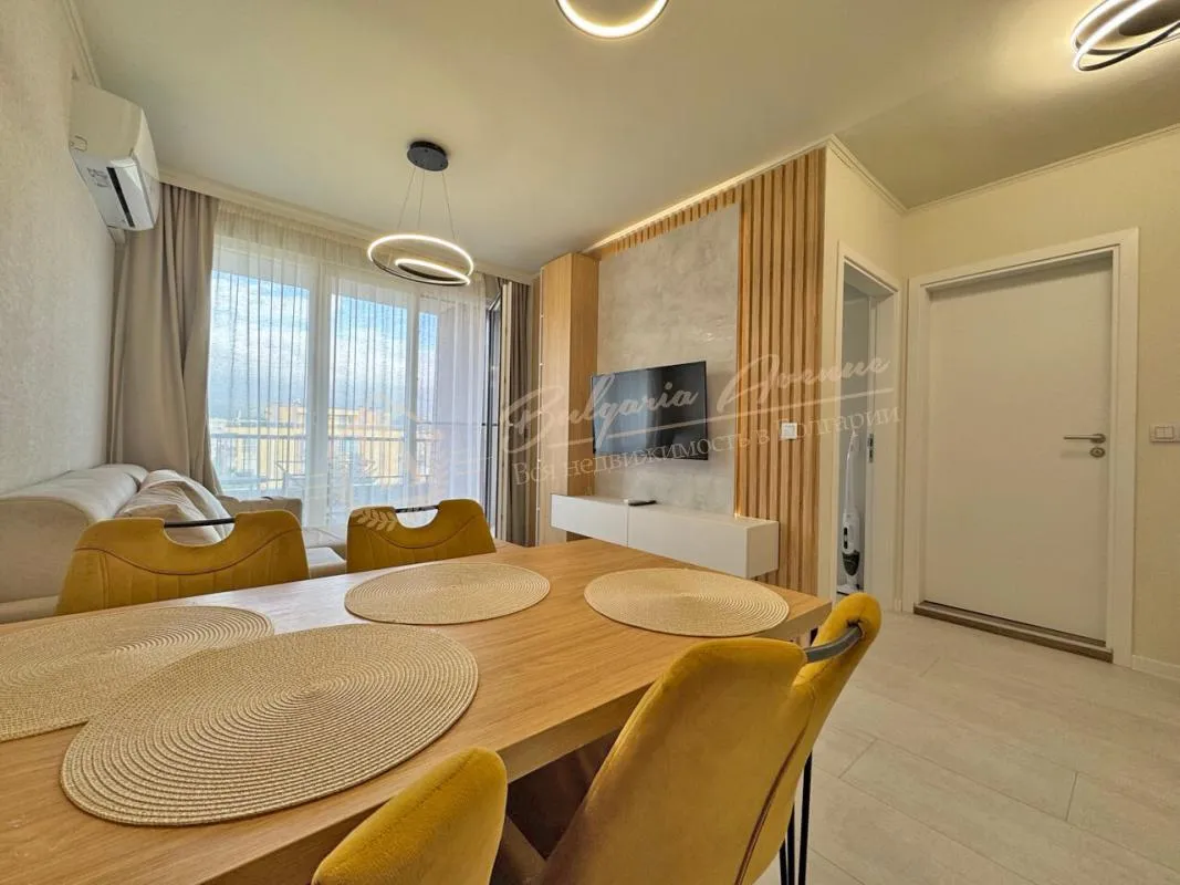 Уютный двухкомнатный апартамент в комплексе Domenico Солнечный берег