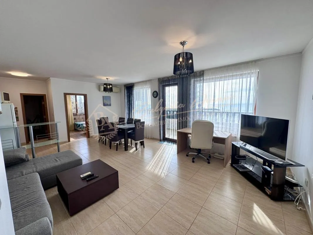 Шикарный четырехкомнатный апартамент в комплексе «Топ», Святой Влас