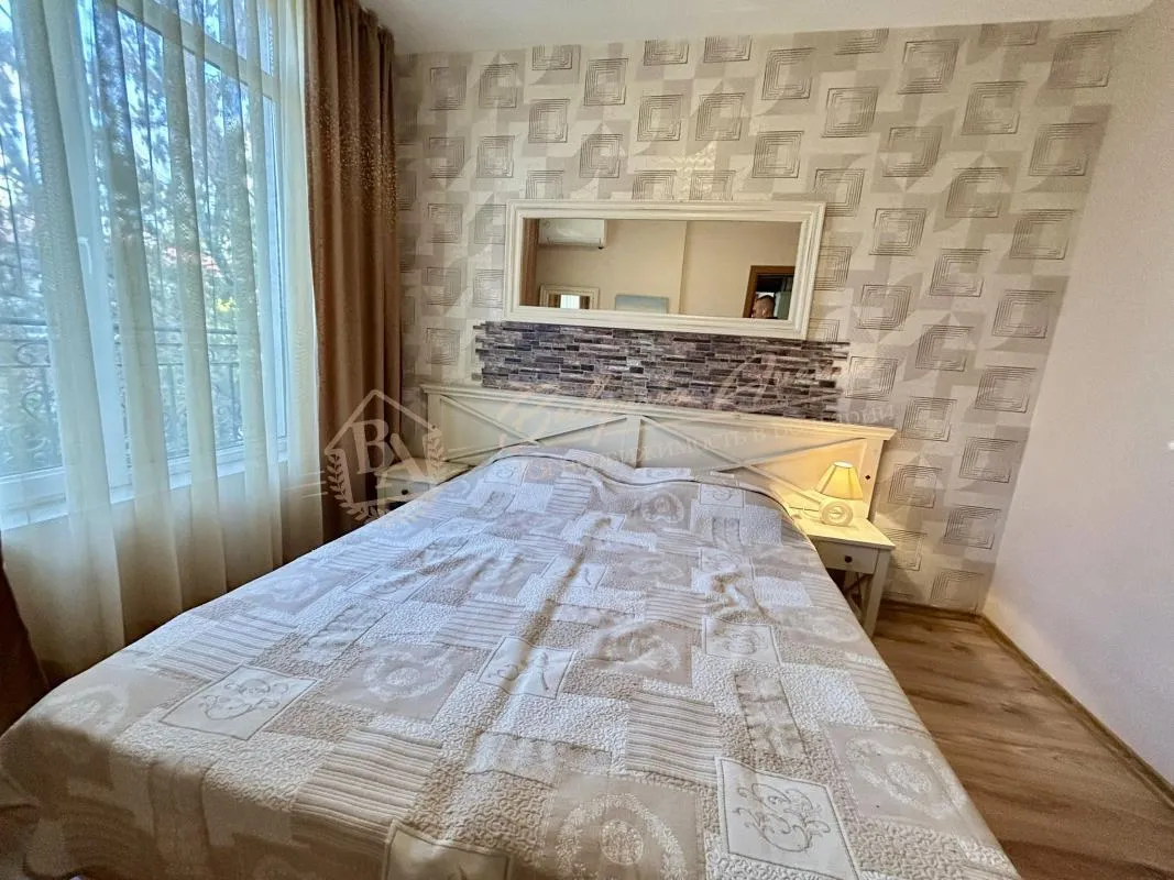 Просторный трехкомнатный апартамент в комплексе Dawn Park, Солнечный берег